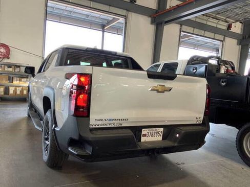 Used 2024 Chevrolet Silverado EV W/T image 6