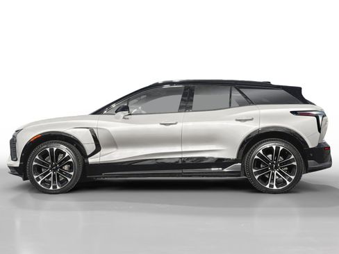 New 2026 Chevrolet Blazer EV SS image 2
