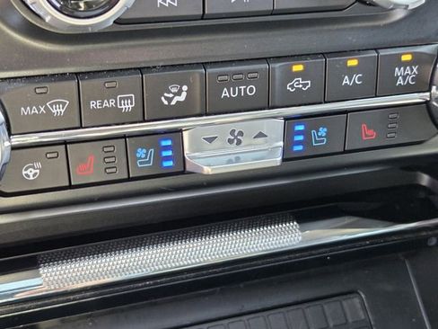 Certified 2023 Ford F150 Lariat w/ Equipment Group 502A High AWD/4WD image 23