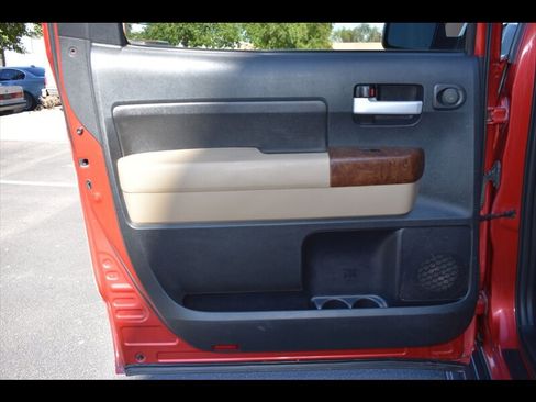 Used 2013 Toyota Tundra Limited image 20