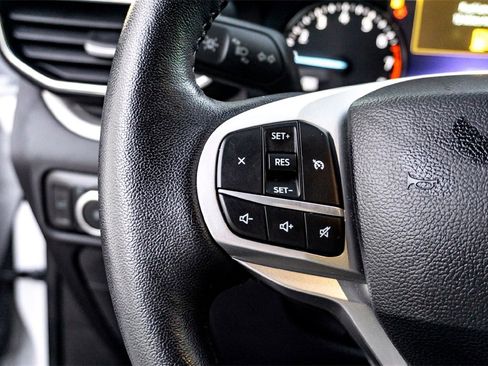 Used 2023 Ford Explorer XLT w/ Equipment Group 202A image 18