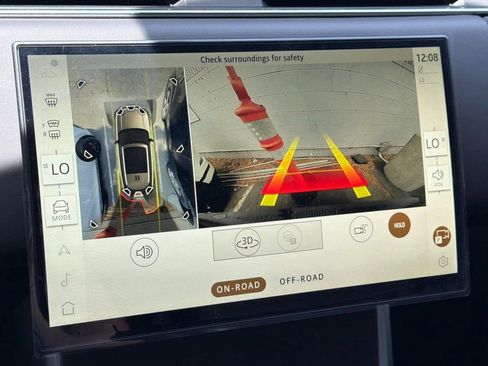 New 2026 Land Rover Range Rover SE AWD/4WD image 25