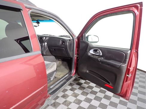 Used 2005 Chevrolet TrailBlazer EXT LT image 27