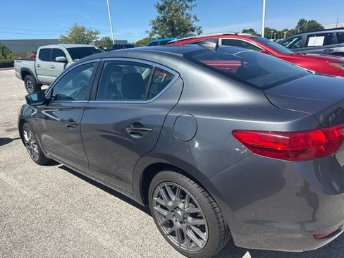Used 2014 Acura ILX w/ Premium Package FWD image 4