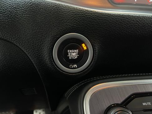 Used 2018 Dodge Challenger R/T Scat Pack RWD image 20