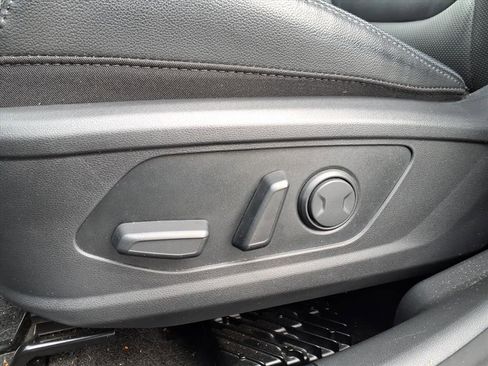 Certified 2022 Hyundai Tucson Limited w/ Cargo Package image 4