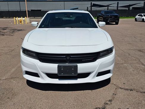 Used 2020 Dodge Charger SXT w/ Leather Interior Group RWD image 3