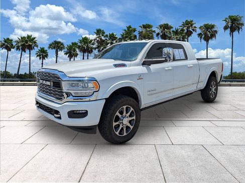 Used 2022 RAM 3500 Limited w/ Safety Group AWD/4WD image 4