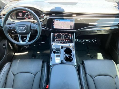 Used 2025 Audi Q7 3.0T Prestige w/ Prestige Package AWD/4WD image 19