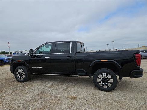 New 2025 GMC Sierra 2500 Denali w/ Denali Reserve Package image 31