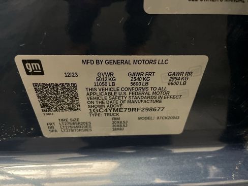 Used 2024 Chevrolet Silverado 2500 Custom w/ Custom Value Package image 26