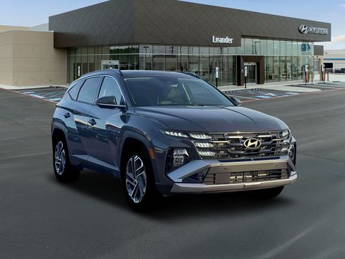 Used 2026 Hyundai Tucson Limited AWD/4WD image 11