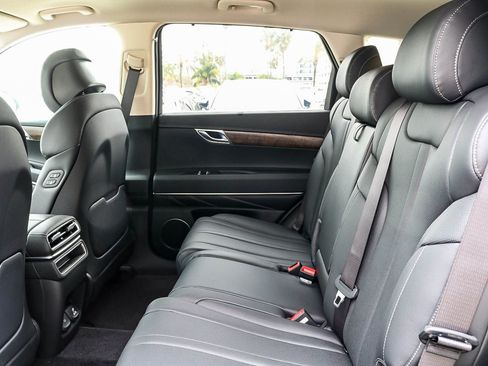 New 2026 Genesis GV80 2.5T Select image 18