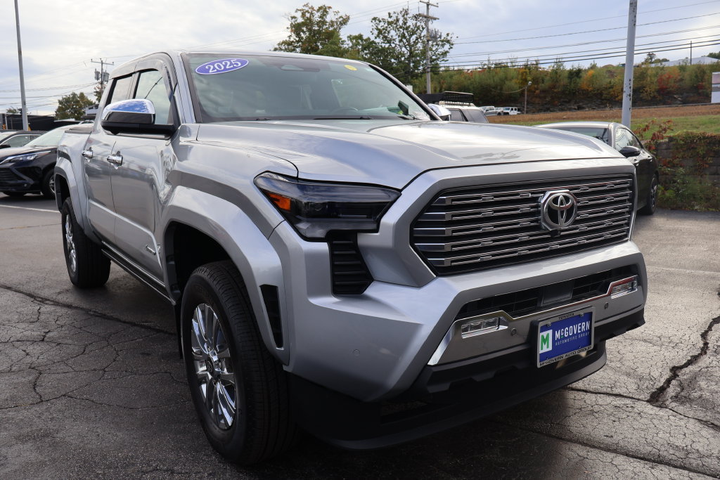Certified 2025 Toyota Tacoma Limited AWD/4WD image 11