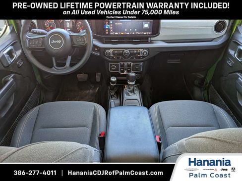 Used 2025 Jeep Wrangler Unlimited Sport AWD/4WD image 17