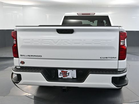 Used 2022 Chevrolet Silverado 1500 Custom image 7