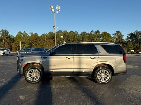 Used 2021 GMC Yukon SLT w/ SLT Luxury Plus Package image 6