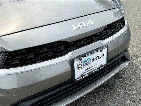 Used 2023 Kia Forte LXS image 32