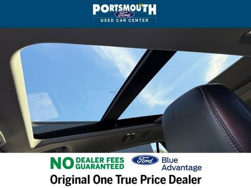 Certified 2022 Ford Explorer XLT w/ Equipment Group 202A image 10