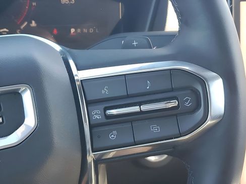 Used 2025 GMC Terrain Elevation AWD/4WD image 29