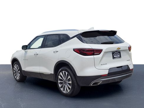 Used 2023 Chevrolet Blazer Premier FWD image 13