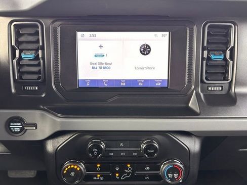 Used 2023 Ford Bronco Black Diamond image 15