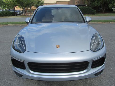 Used 2016 Porsche Cayenne S w/ Premium Plus Package image 5