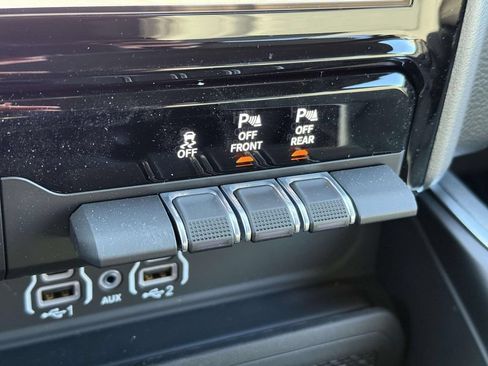 New 2026 RAM 1500 Big Horn AWD/4WD image 27