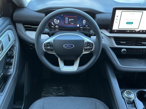 New 2026 Ford Explorer Active RWD image 15