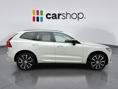 Used 2025 Volvo XC60 B5 Plus image 6