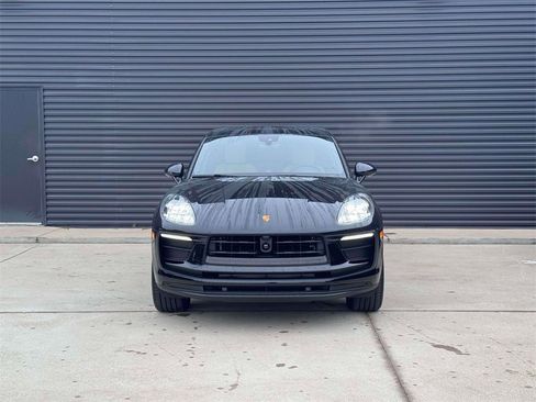 New 2026 Porsche Macan image 10