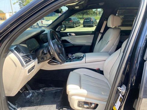 Used 2020 BMW X7 M50i w/ Dynamic Handling Package AWD/4WD image 7