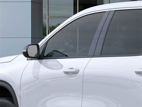 New 2026 Chevrolet Traverse LT w/ Driver Confidence Package image 12