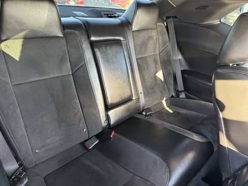 Used 2019 Dodge Challenger R/T Scat Pack w/ Plus Package image 10