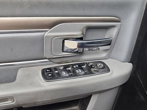 Used 2017 RAM 1500 Lone Star RWD image 11