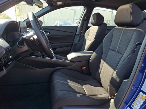 Used 2025 Honda Accord Sport image 13