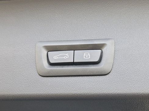 Used 2026 BMW X3 xDrive30 w/ Convenience Package image 29