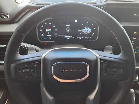 Used 2023 GMC Sierra 1500 Denali image 24