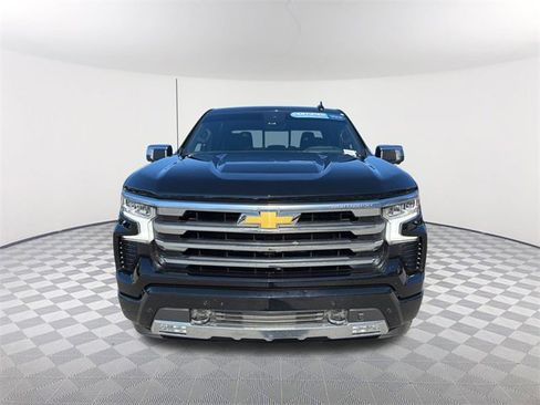 Certified 2025 Chevrolet Silverado 1500 High Country w/ Technology Package image 2