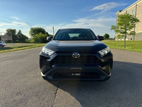 Used 2024 Toyota RAV4 LE AWD/4WD image 11