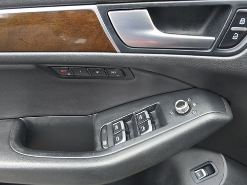 Used 2013 Audi Q5 3.0T Premium Plus w/ Audi MMI Navigation Plus Pkg image 12