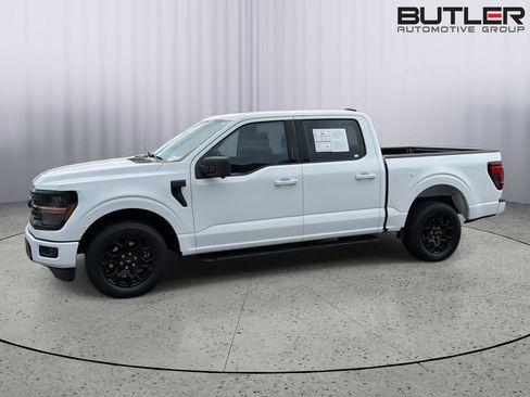 Certified 2024 Ford F150 XLT w/ XLT Black Appearance Package RWD image 3