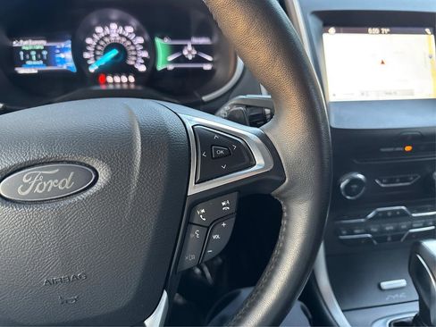 Used 2016 Ford Edge SEL w/ Equipment Group 201A image 27