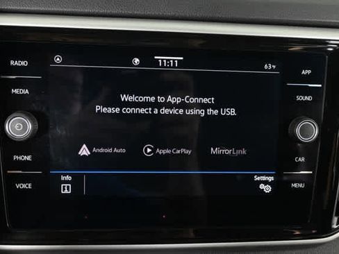 Certified 2023 Volkswagen Atlas Cross Sport SE image 5