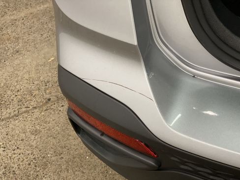 Used 2024 Volkswagen Taos S image 32