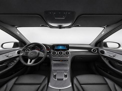 Used 2021 Mercedes-Benz GLC 300 4MATIC image 9
