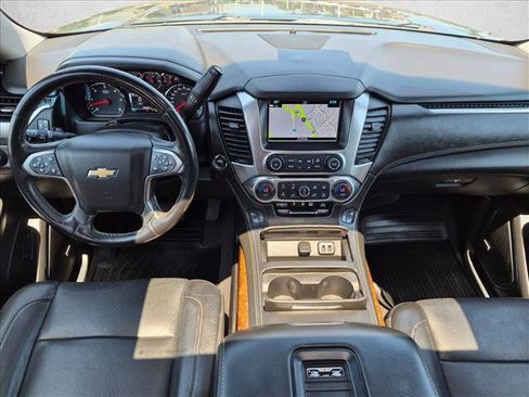 Used 2020 Chevrolet Suburban Premier RWD image 18