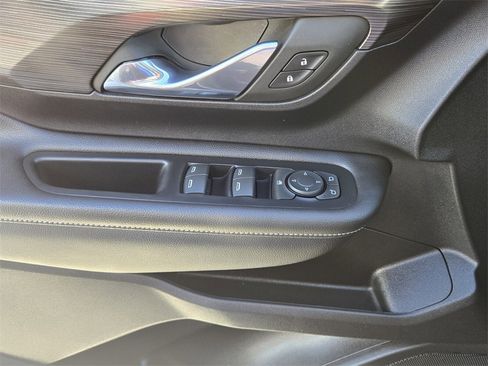 Used 2023 GMC Terrain SLE image 26