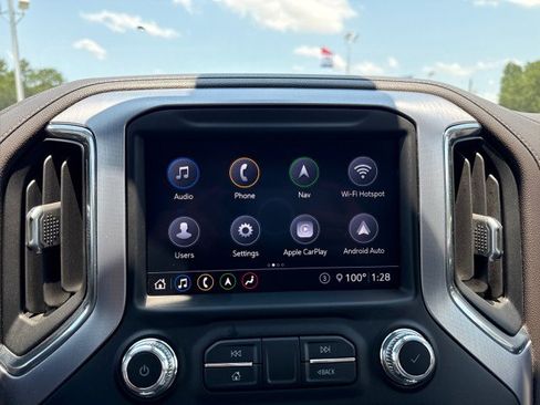 Used 2020 GMC Sierra 1500 SLT w/ SLT Premium Plus Package AWD/4WD image 24