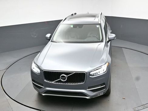 Used 2018 Volvo XC90 T5 Momentum w/ Convenience Package image 18